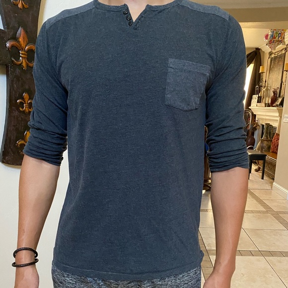 Men’s black long-sleeve t-shirt - Picture 1 of 1